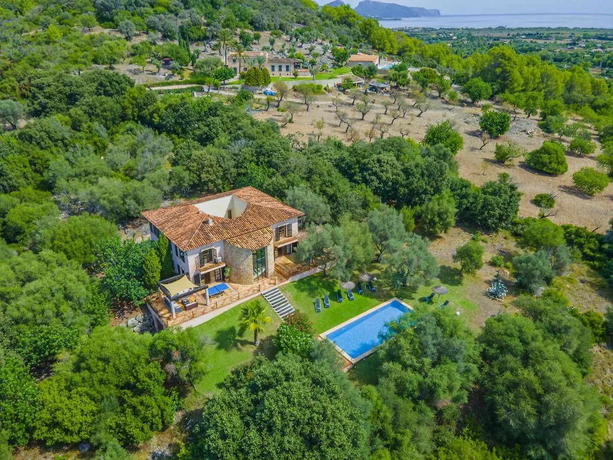Villa Hidden Retreat / Denga Pollenca